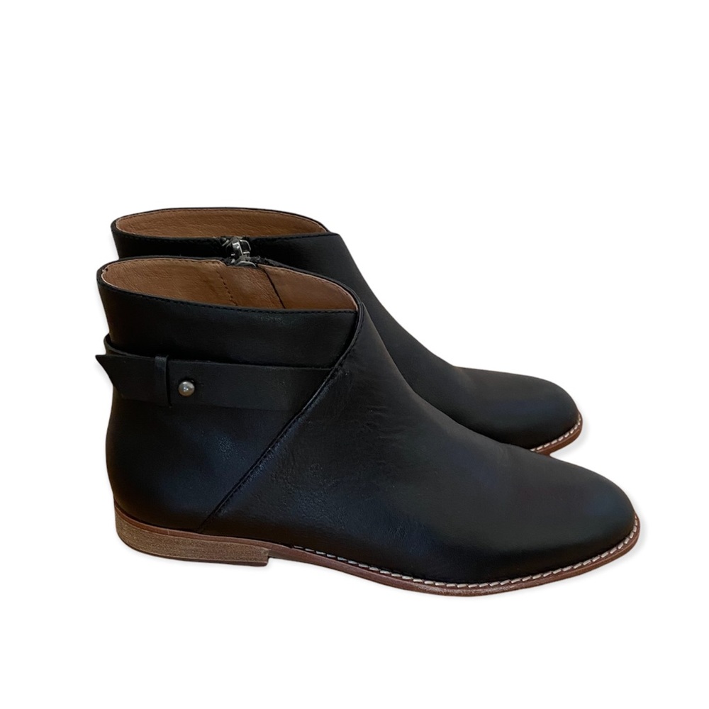 Madewell Black Leather Flat Ankle Booties Round Pointed Toe Size 7 NEW